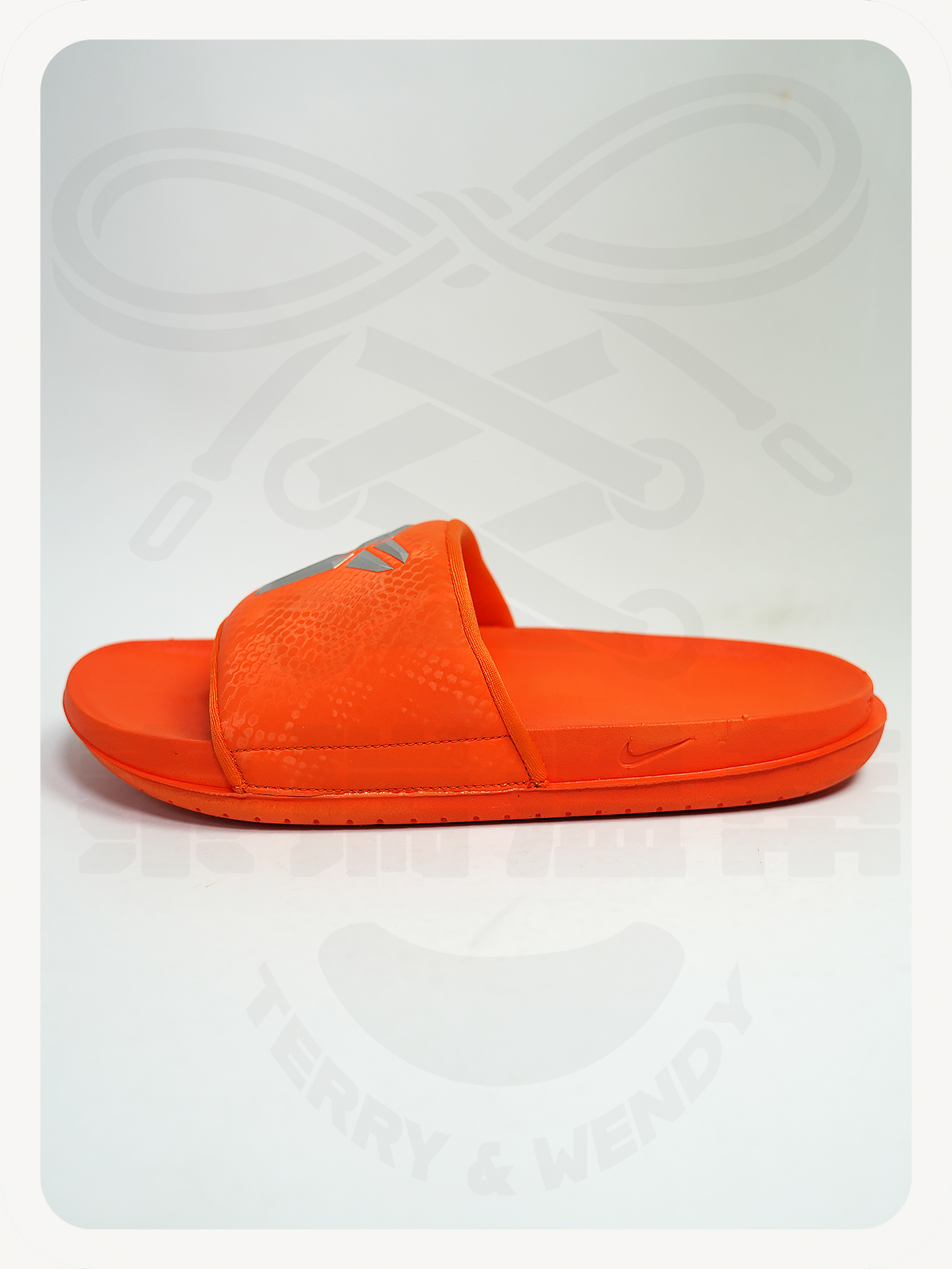 全新 US9 Nike Offcourt Slide x Kobe Bryant 'Safety Orange'