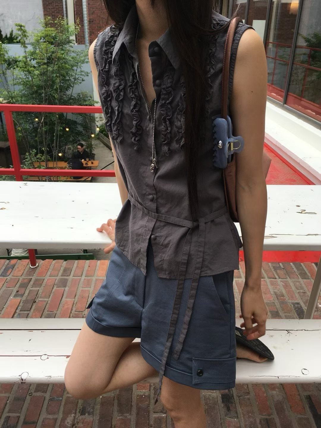 荷葉條有領襯衫背心
