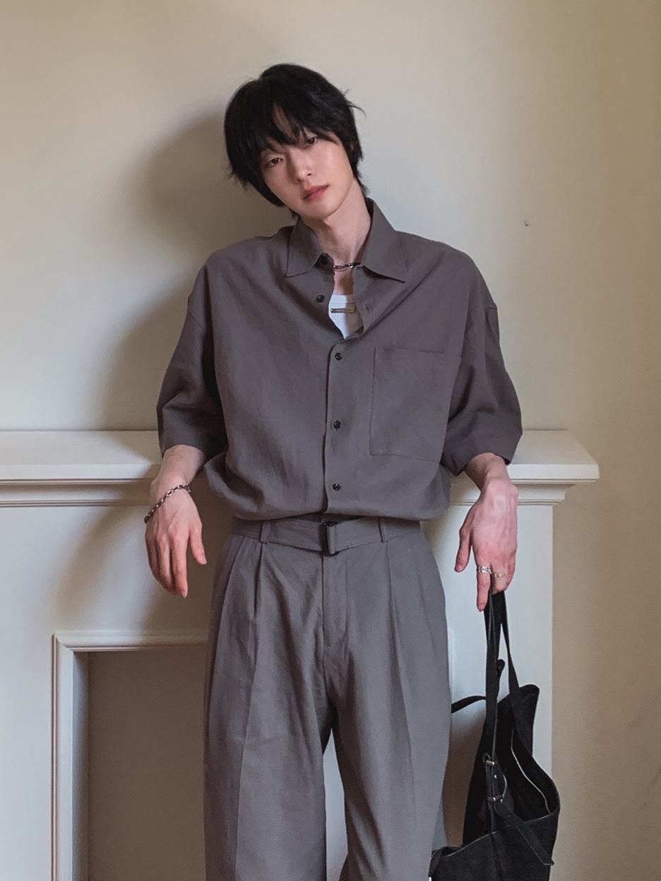 Linen loose short-sleeved shirt