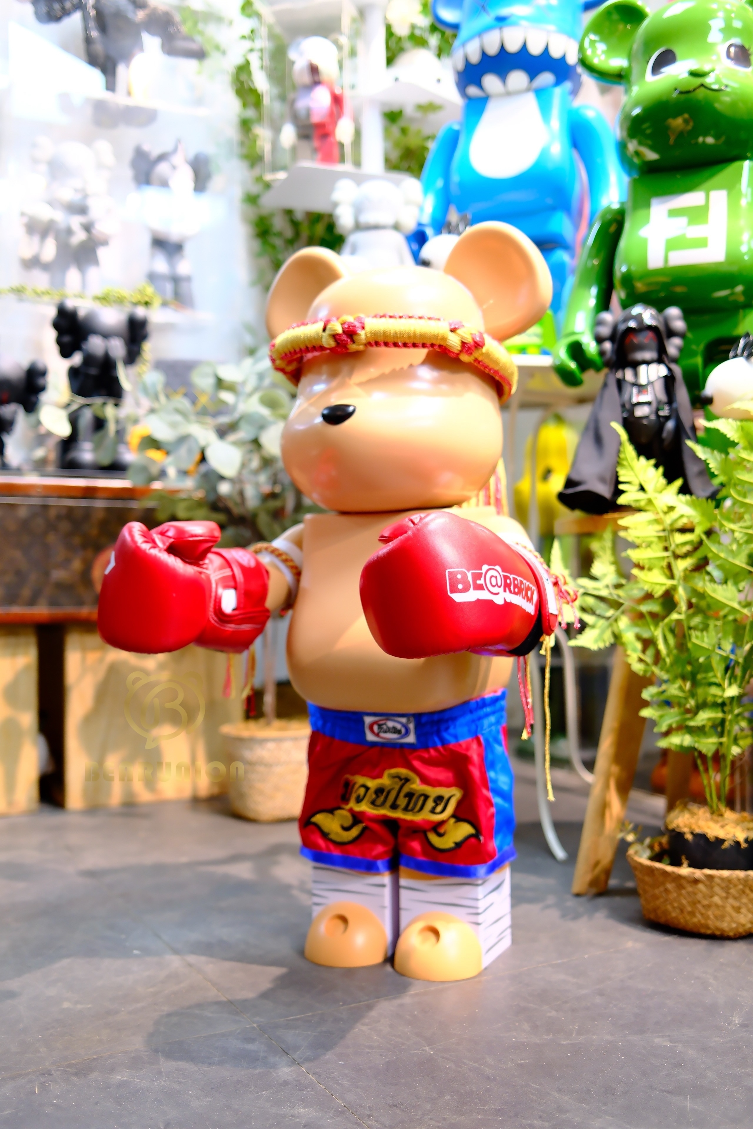 🥇In Stock🥇Bearbrick 1000% 泰拳 MUAY THAI BANGKOK RED