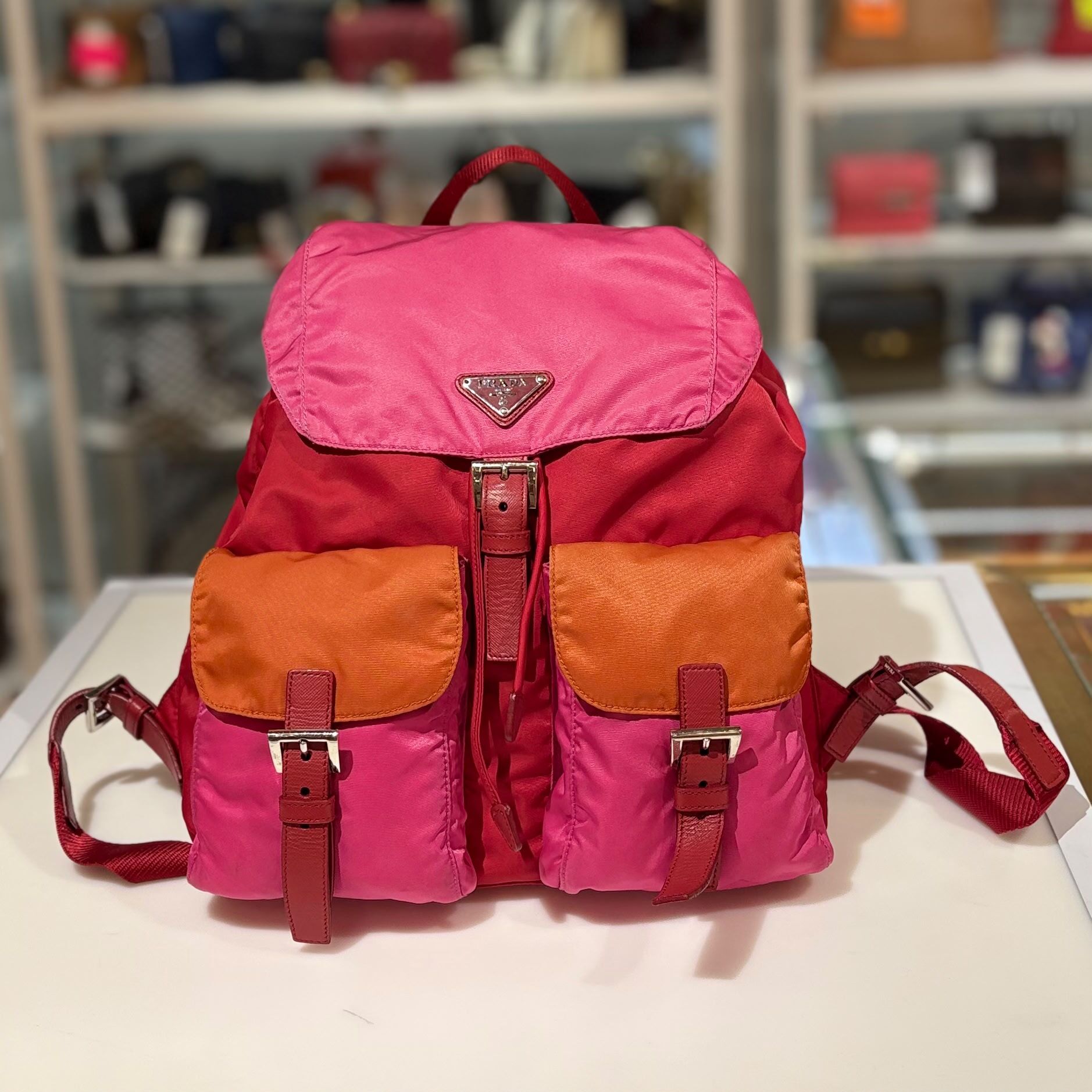 85%NEW二手PRADA BACKPACK BAG 中SIZE 三拼色粉紅橙防水尼龍, 普拉達背包 #香榭站正品