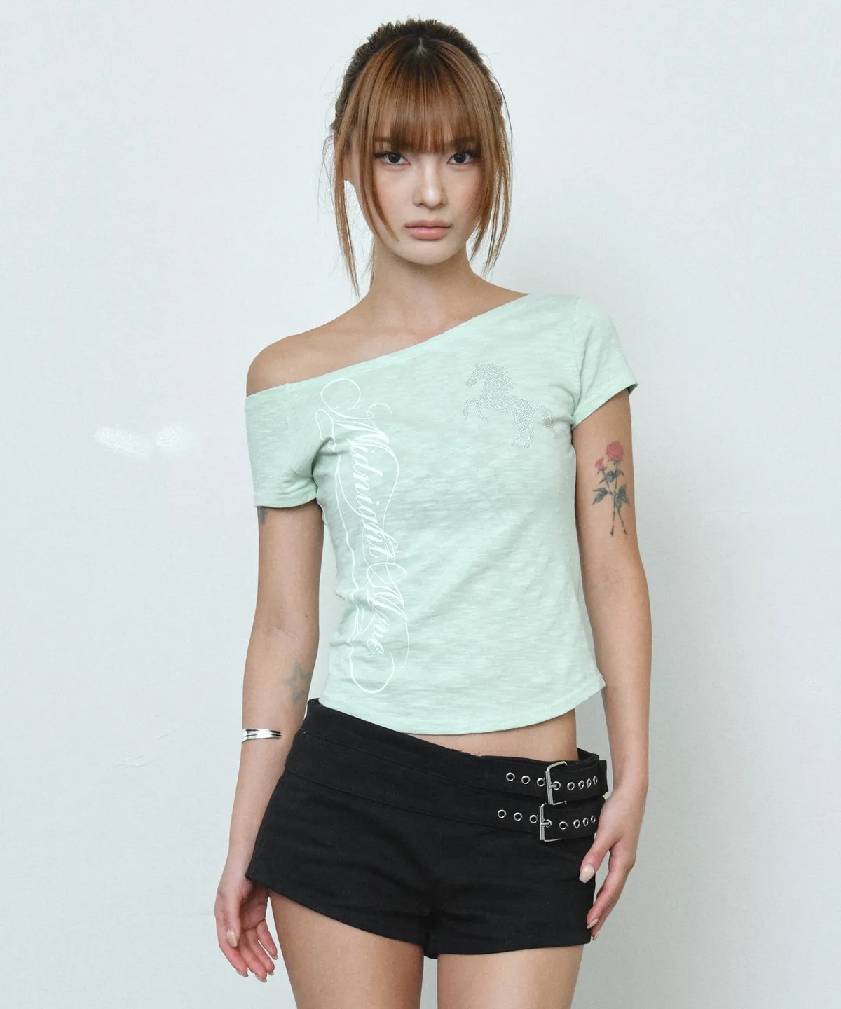 MIDNIGHT MOVE CB Horse Tee