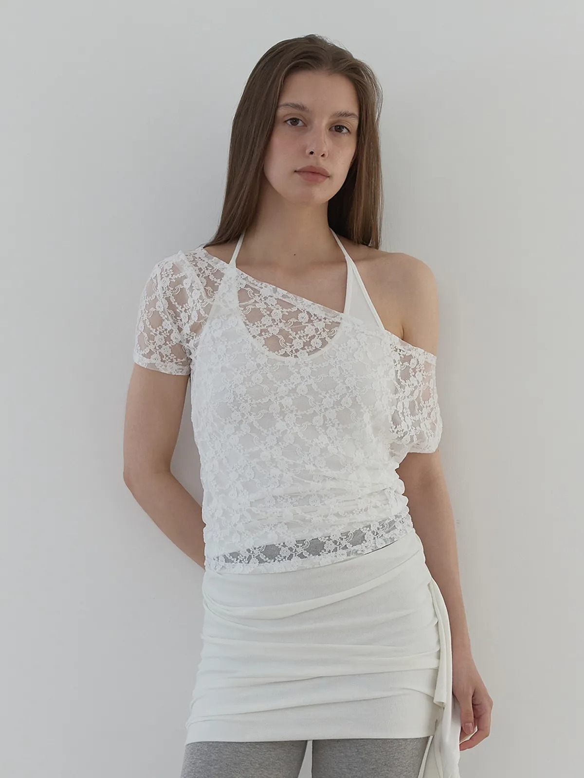 ASURA LACE ONE-SHOULDER T