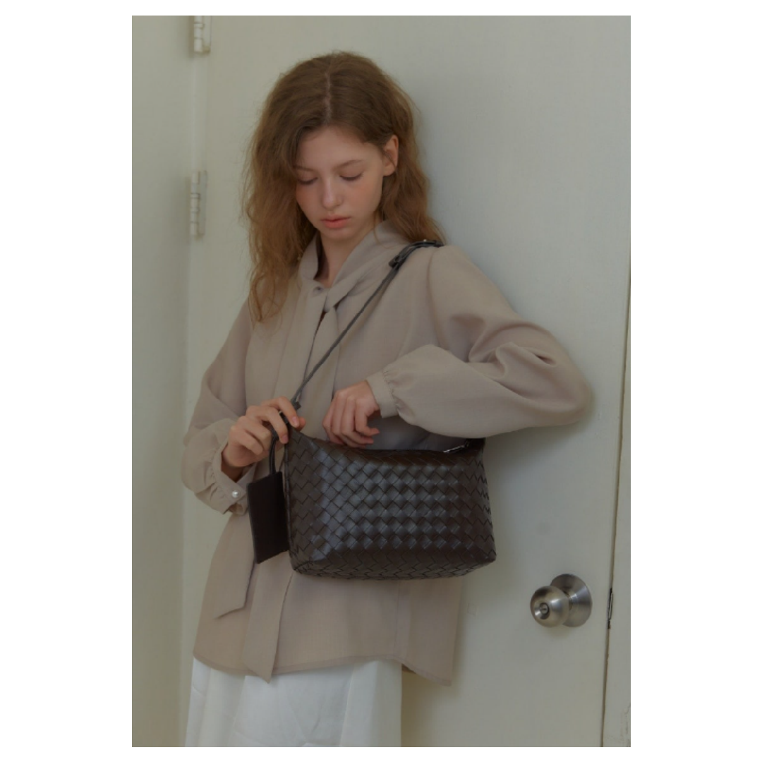 KOR-CCG0607-307 ANC WEAVING MESH MINI BAG_BROWN (A8)