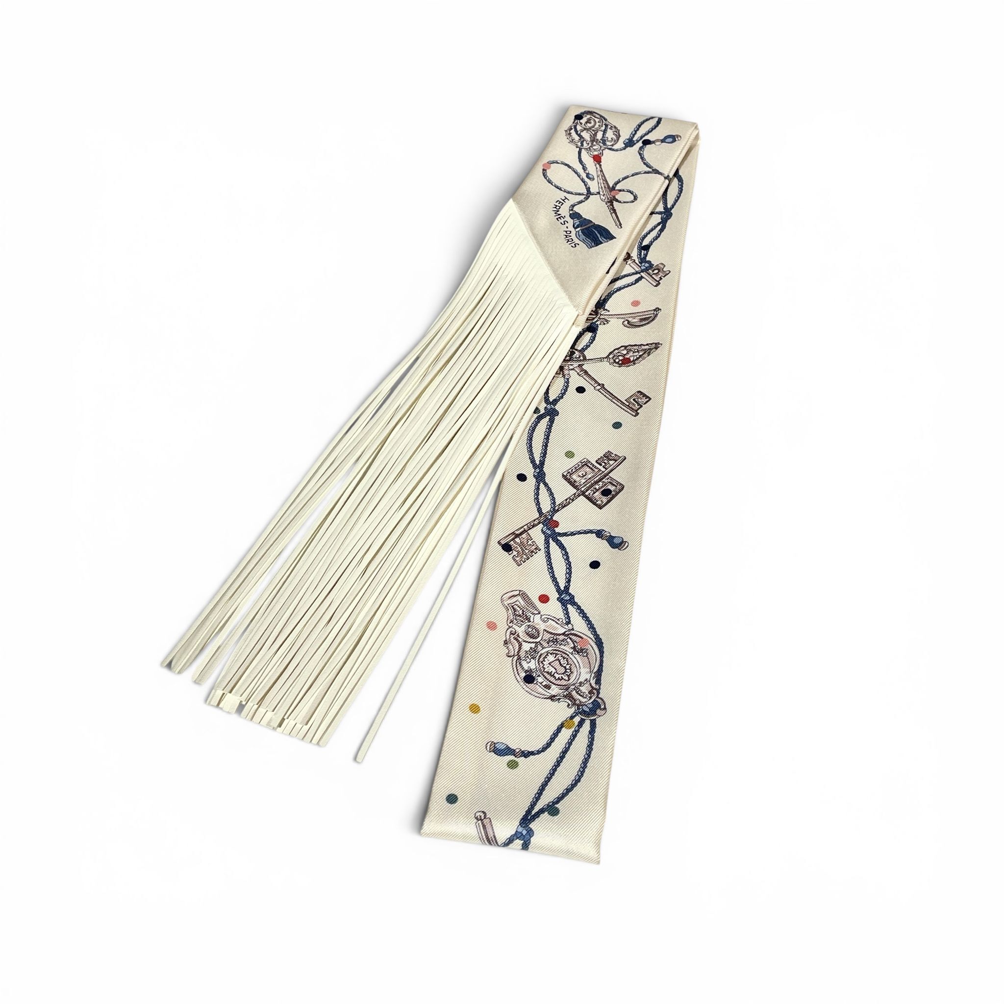 全新HERMES Twilly leather fringes H853871S 15 真皮流蘇 絲巾 白色 #BRAND NEW #香榭站正品