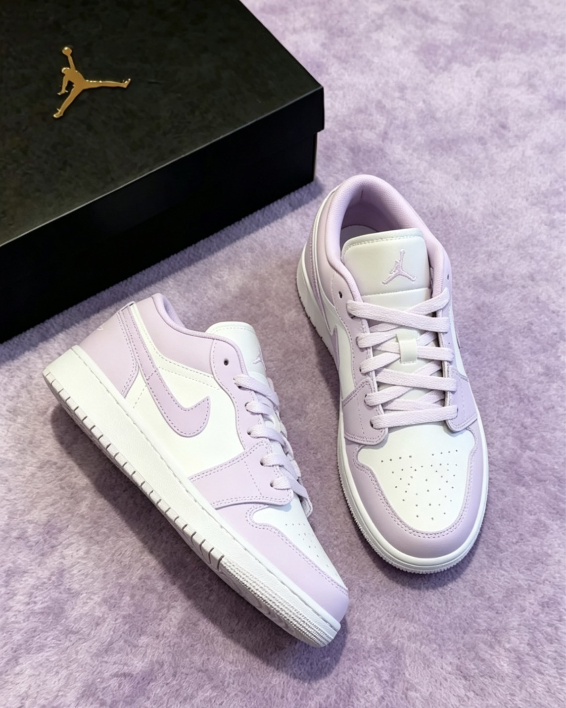 【逢甲 FUZZY】Air Jordan 1 Low GS "Barely Grape Violet" 553560-502