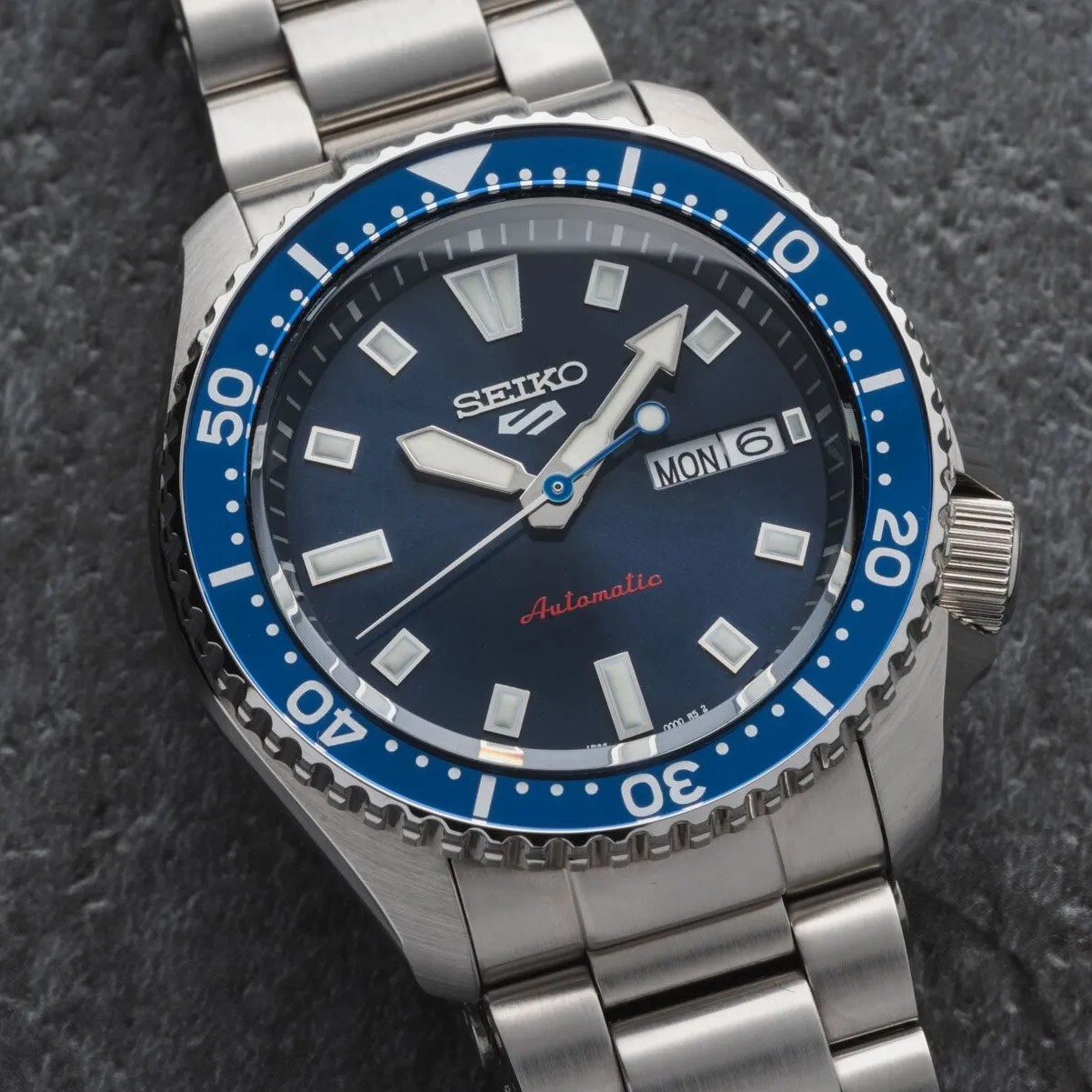 預購款【SEIKO 日本精工】盾牌5 SPORT系列 日期 星期 機械錶 夜光 藍色 SRPL83K1