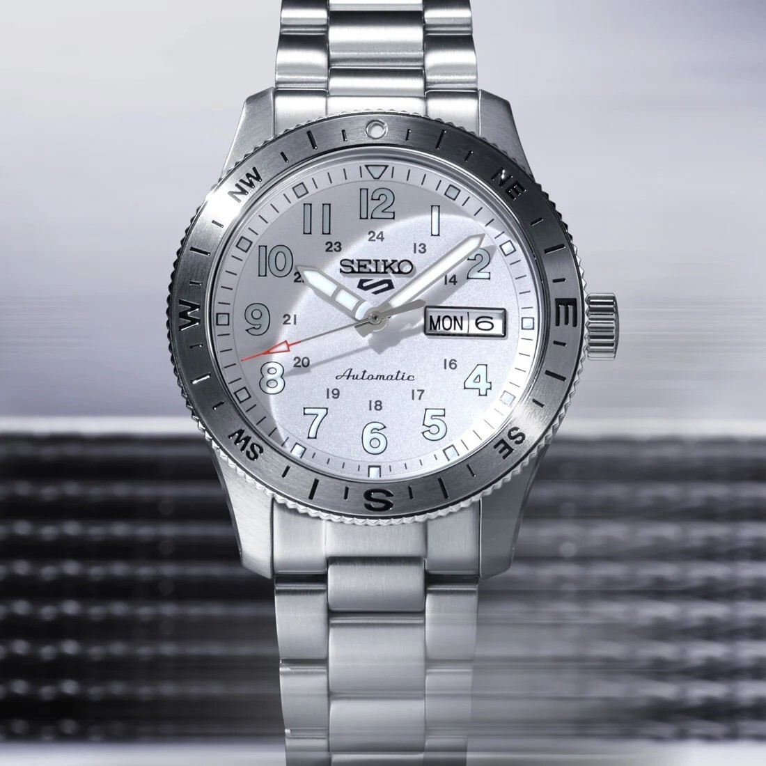 預購款【SEIKO 日本精工】盾牌5 SPORT系列 日期 星期 機械錶 夜光 白色 HDB007