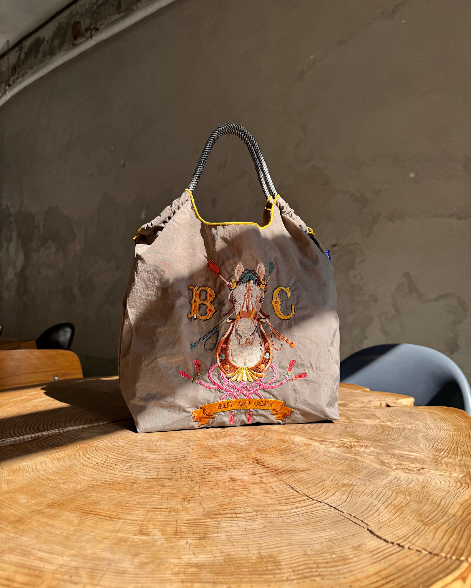 Ball & Chain HORSESHOE (M) 灰 30107185