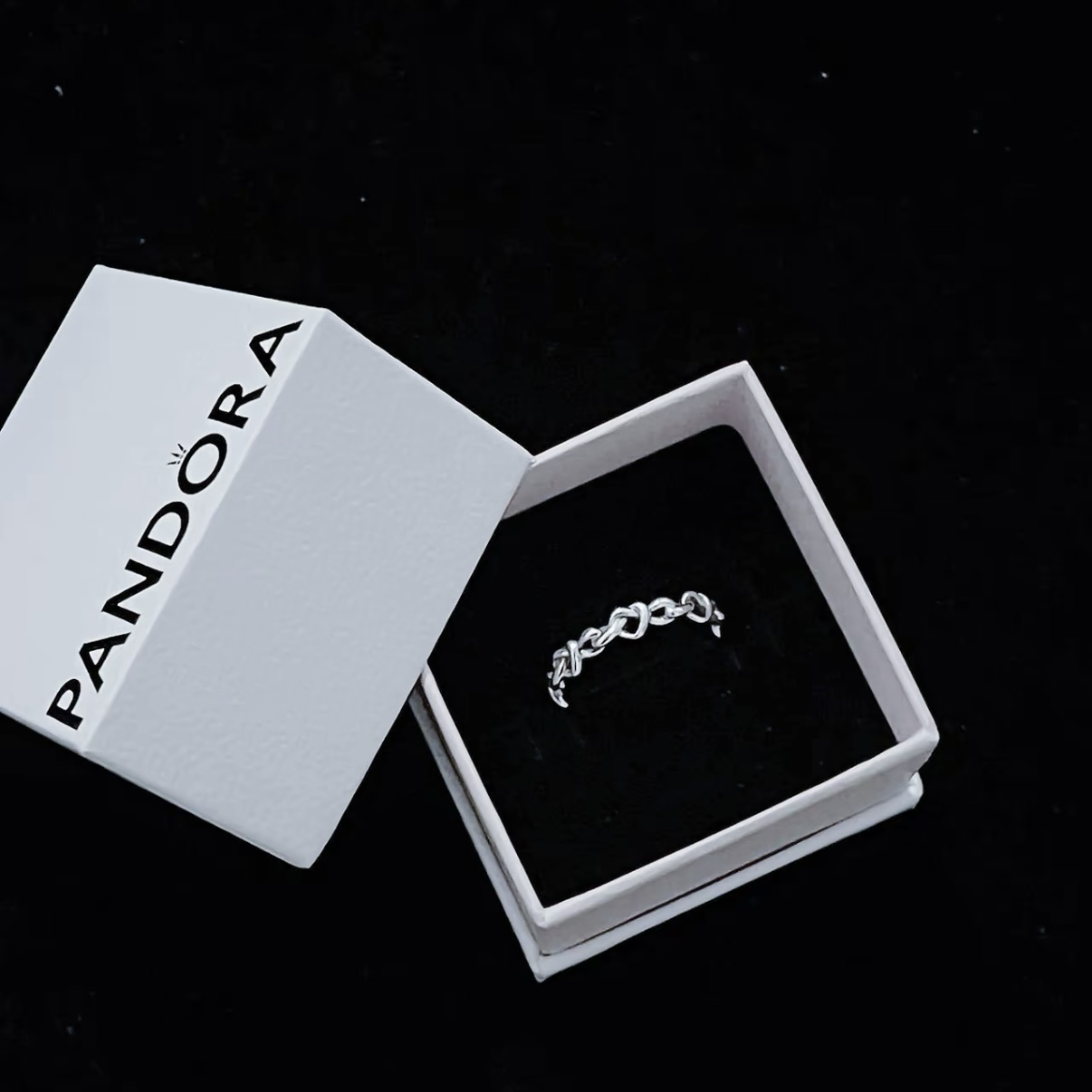 （預購）Pandora 潘朵拉 莫比烏斯環扭結愛心戒指💍