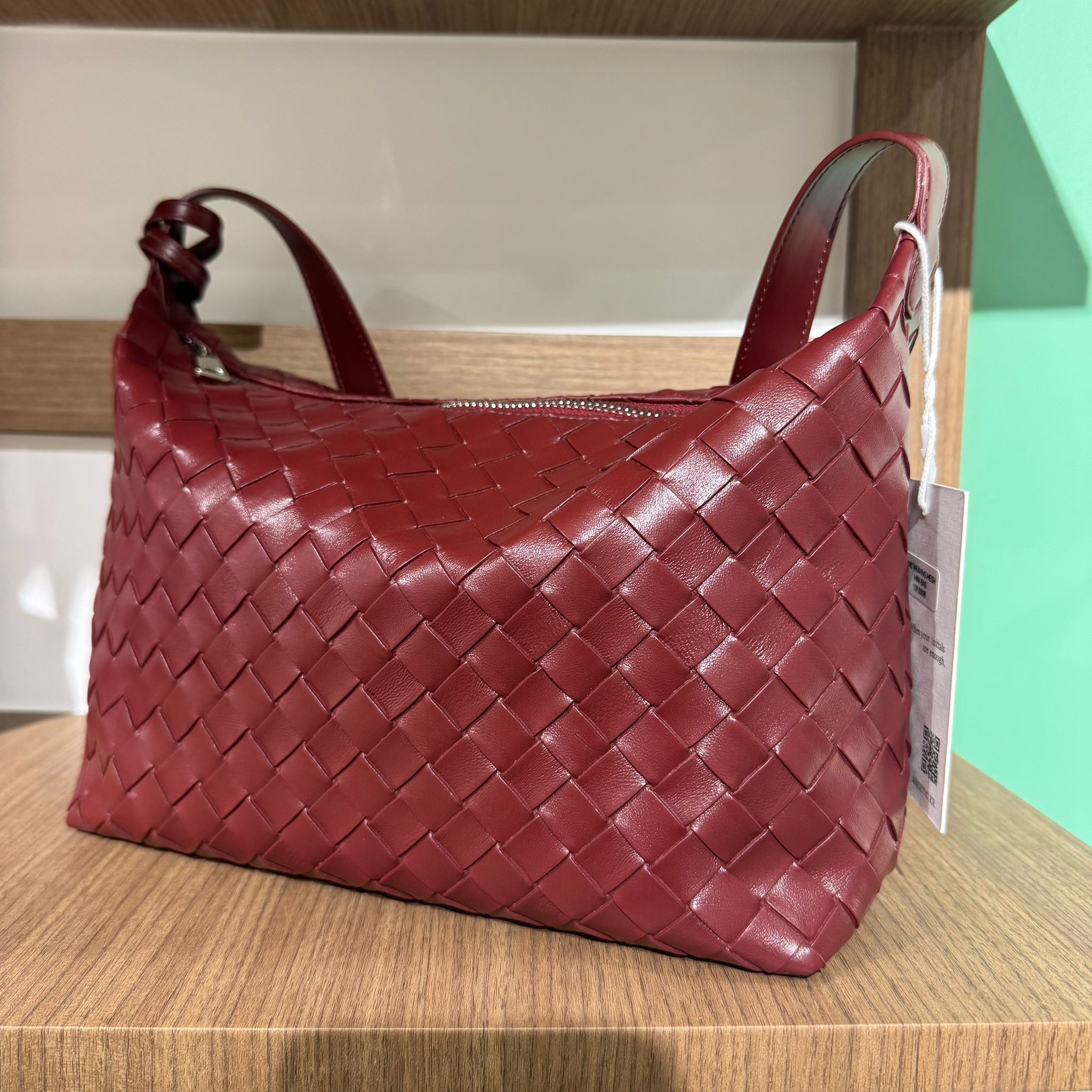 KOR-CCG0607-373 ANC WEAVING MESH MINI BAG_RED (A74)