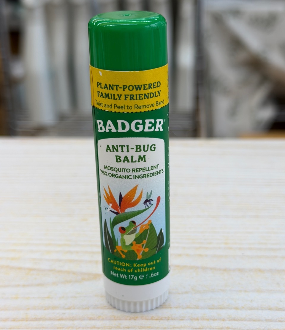 Badger organic anti bug balm  (best before 2027/5/30)