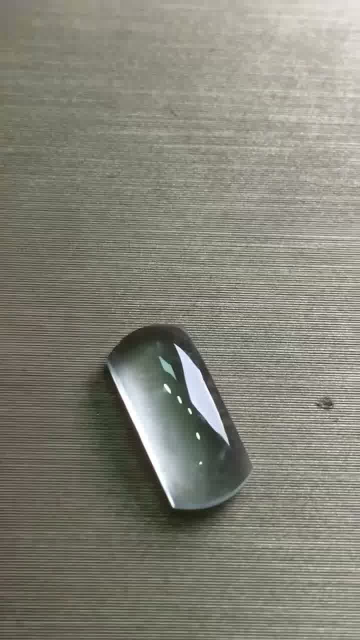 520350 翡翠馬鞍蛋面