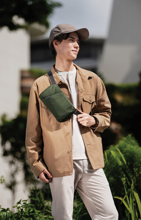 UNIQ Arden Voyage Sling rPET 輕巧防撕裂斜背包 (1.5L)