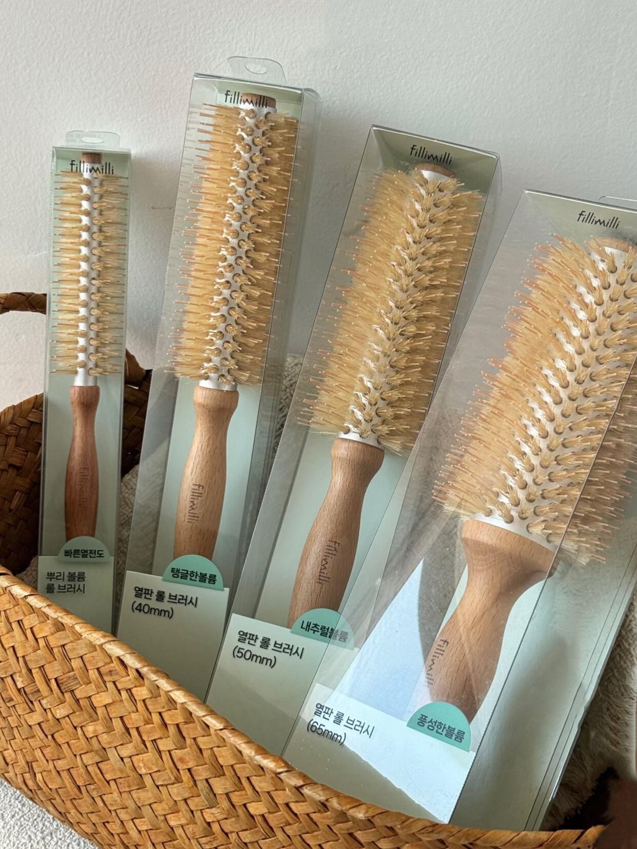 【預購】韓國代購 Fillimilli 美髮神器 Aluminium Roll Brush 導熱板 滾筒梳 圓梳 捲髮梳 鬃毛梳