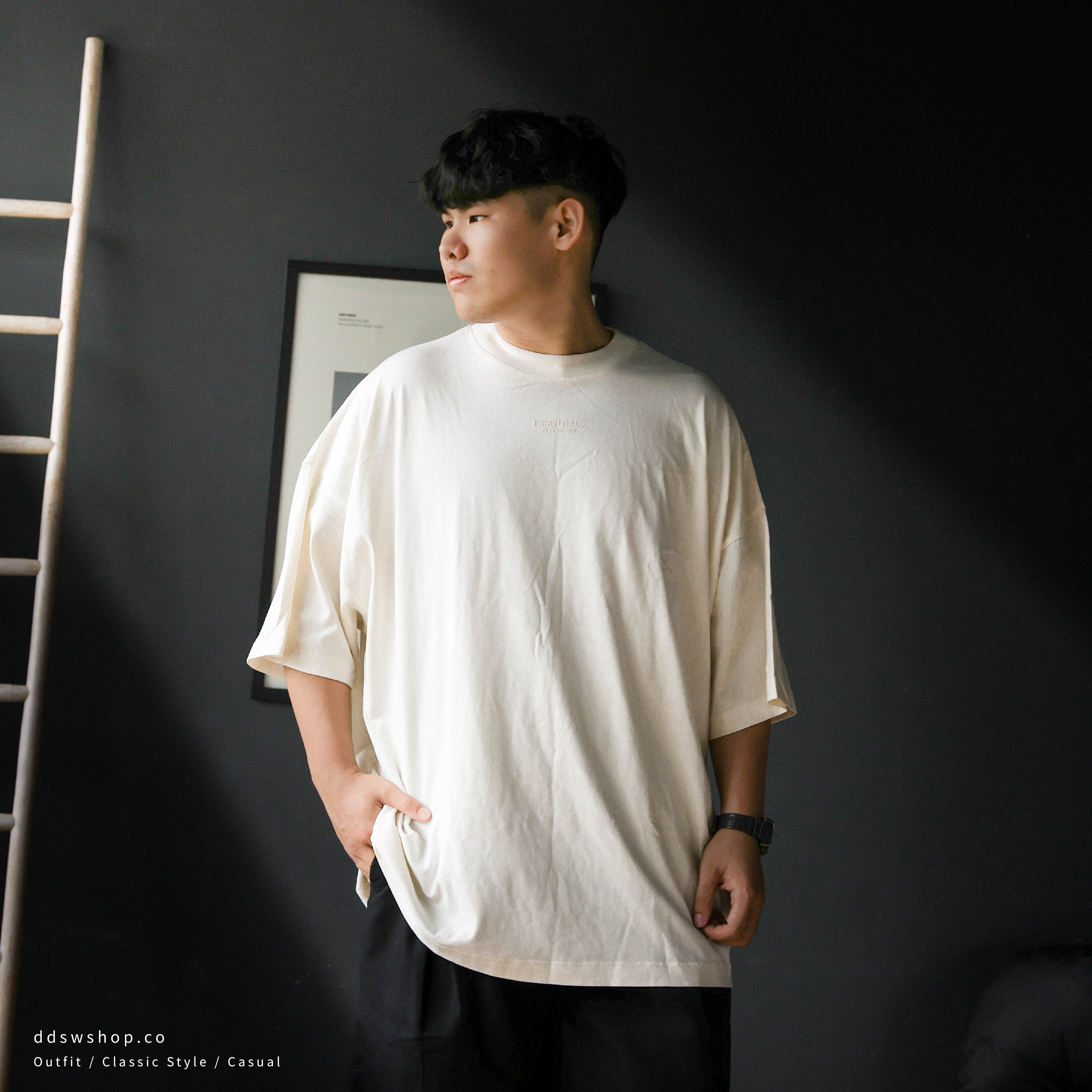 "現貨" Essentials Fear of God 胸口小LOGO 短袖 短T