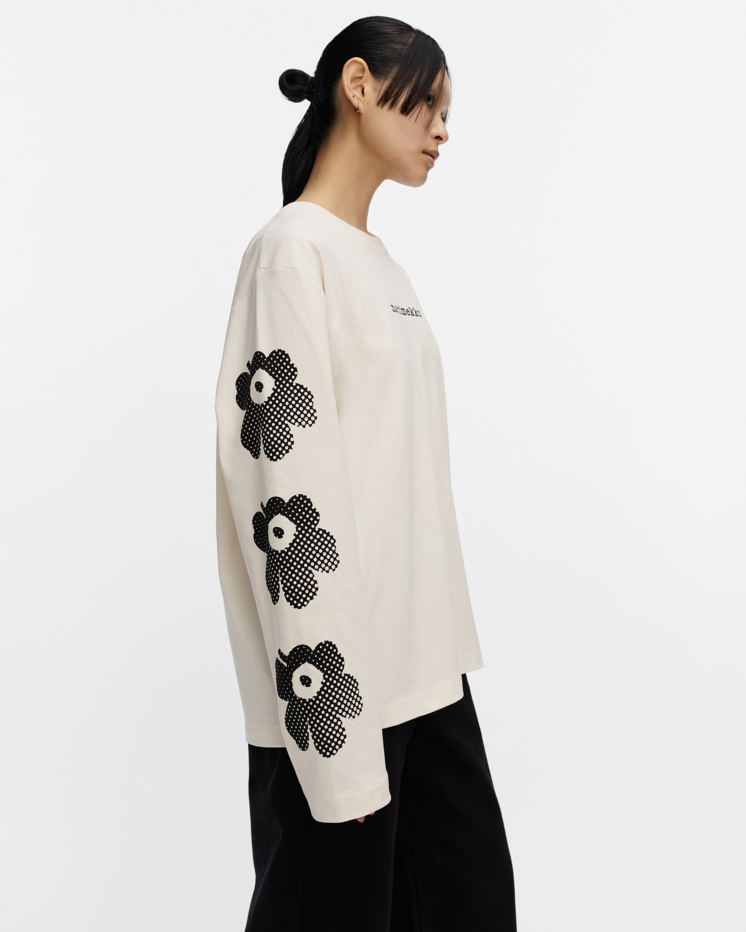 Sekvenssi Unikko Kioski 長袖上衣