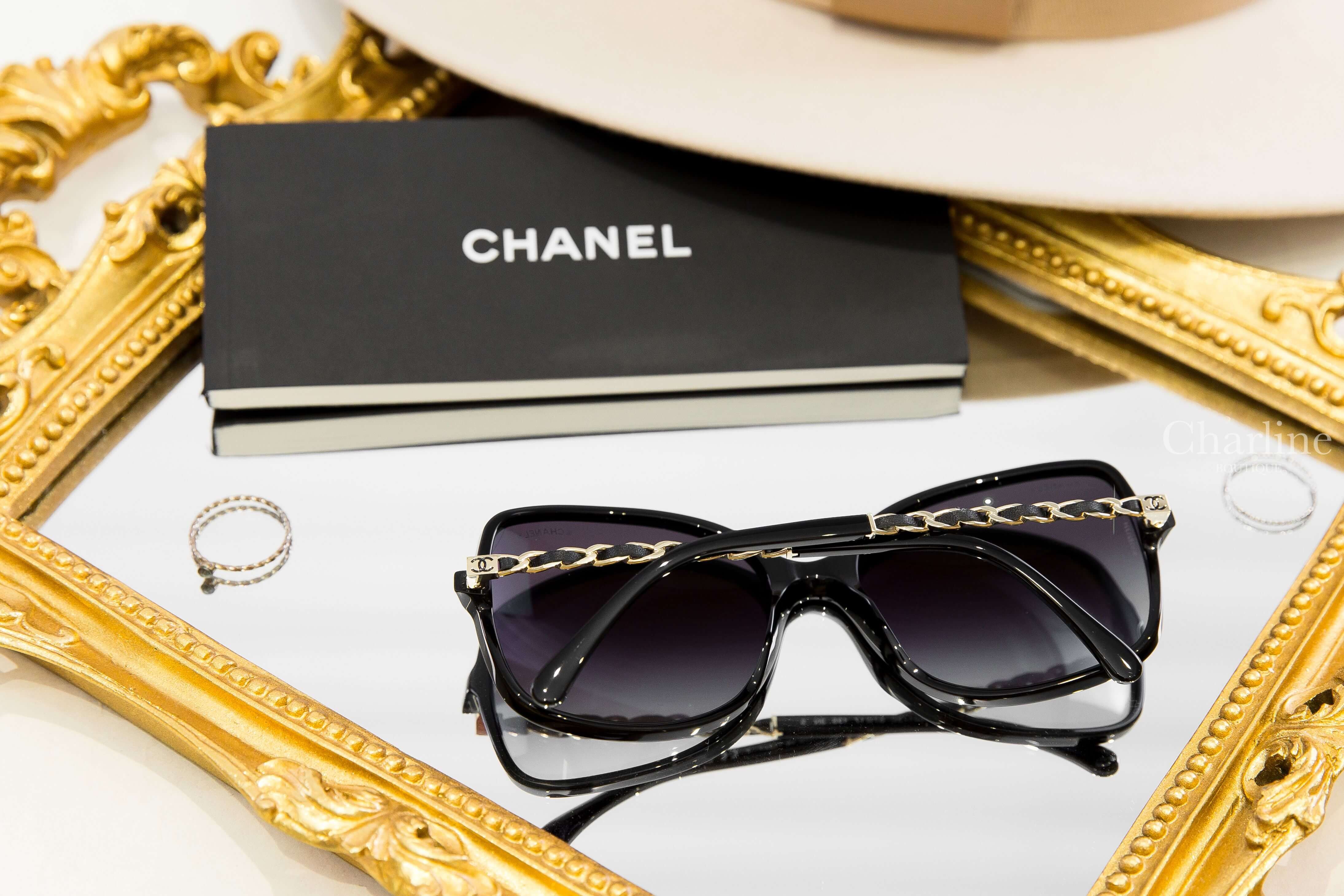 Chanel Square Sunglasses 黑色方框灰色漸層鏡片側邊黑CC皮穿金鏈太陽眼鏡-Charline Boutique 精品代購