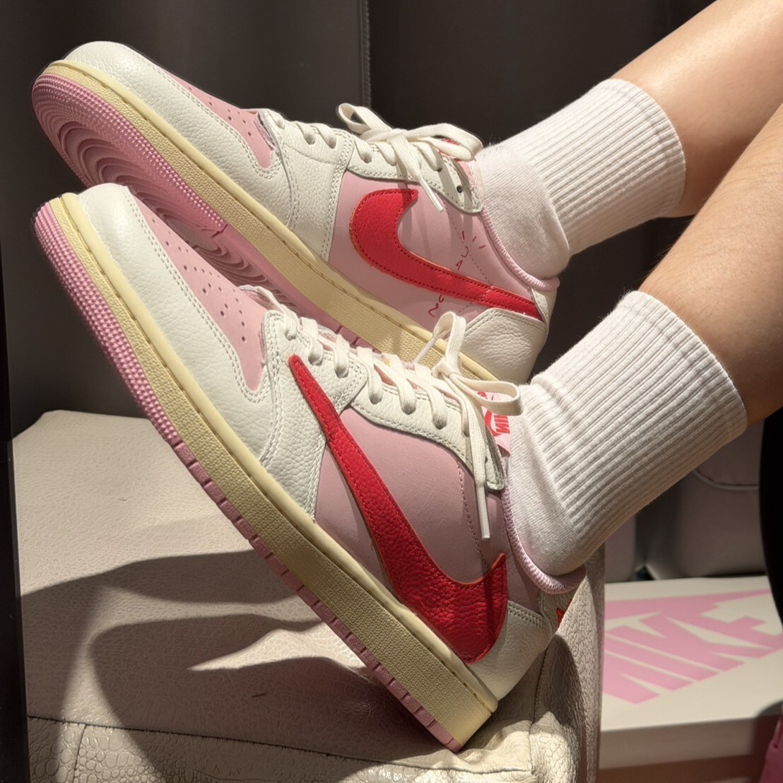 『代購商品』Jordan 1 Retro Low OG "Travis Scott Sail Pink" 桃粉倒鉤  IQ7604-101