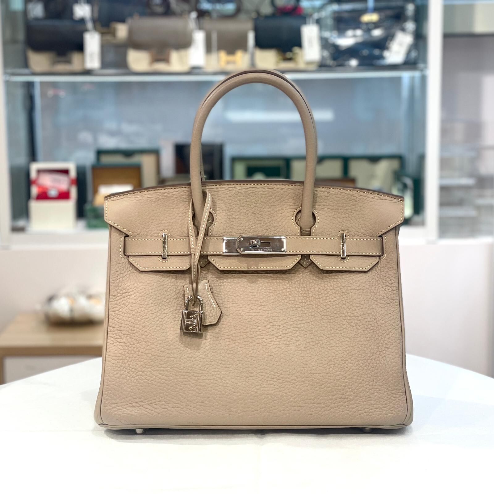 本週出位價!!! 98%NEW二手HERMES BIRKIN 30 框P 81斑鳩灰 Togo皮 銀扣  #B30 #鉑金包 #香榭站正品