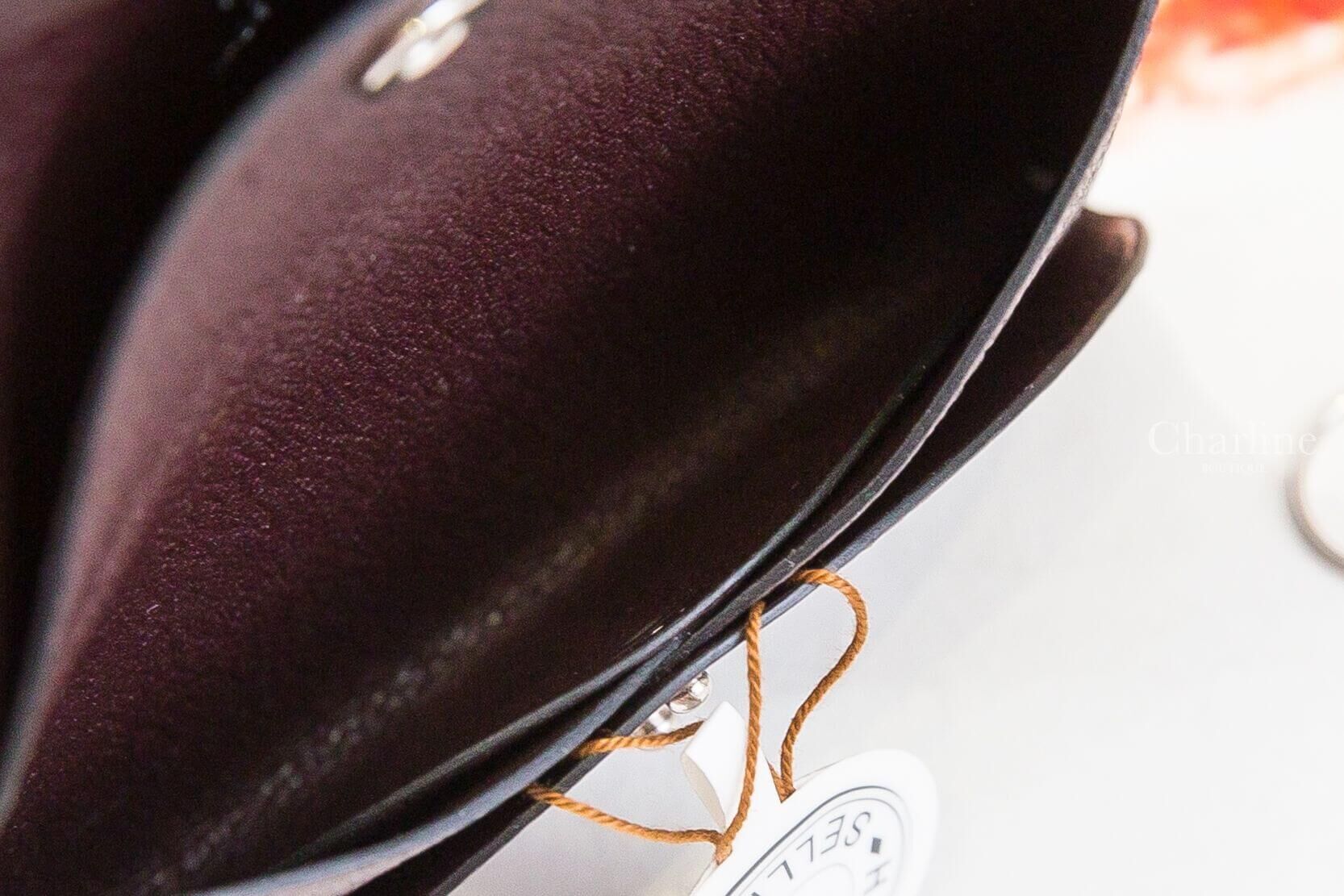 Hermès Calvi Duo Compact Card Holder 馬鞍紅山羊皮信封釦式零錢袋卡片夾-Charline Boutique 精品代購
