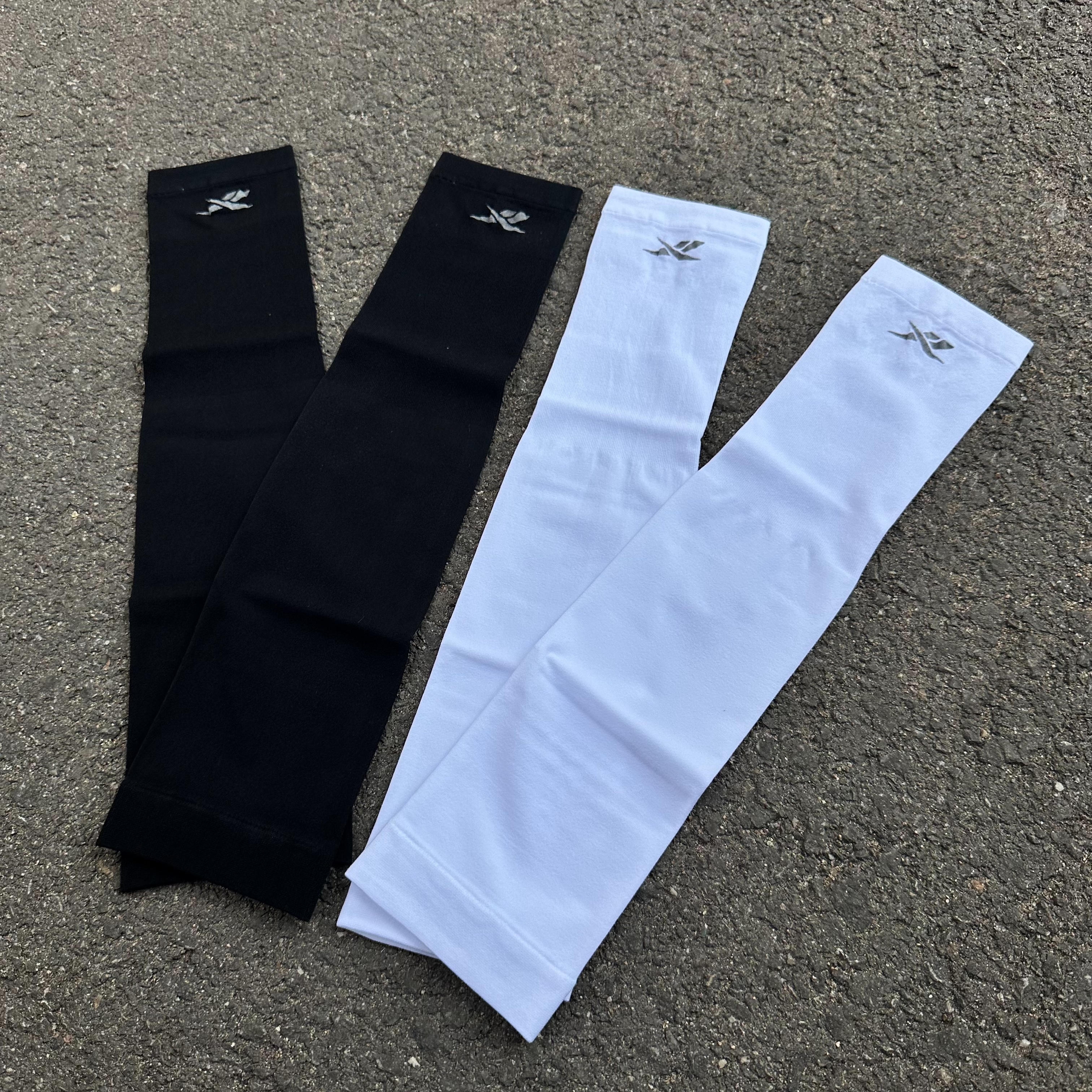 預購 Reebok 防曬 UPF 50+ 涼感機能袖套