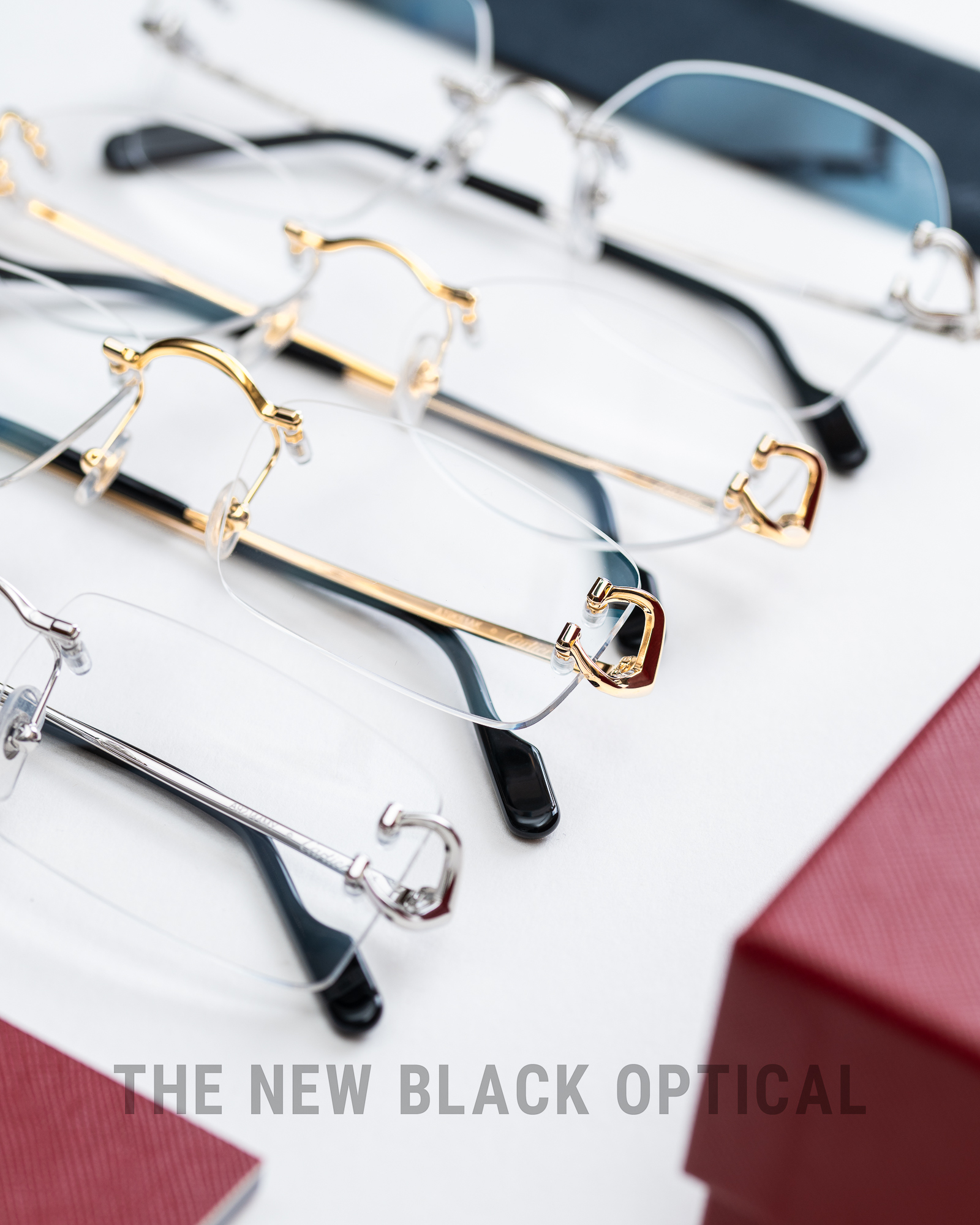 卡地亞 Cartier 2026 全新無框長方形眼鏡正面,展示奢華黃金飾面中樑與簡練俐落的尊貴線條