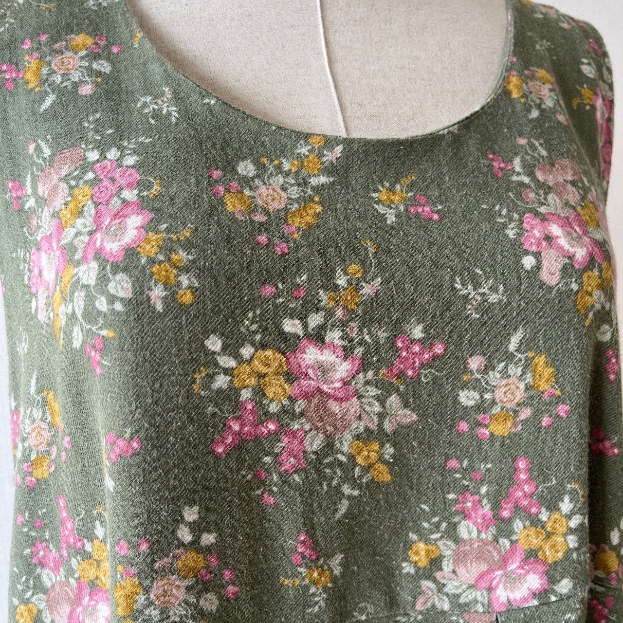 Laura Ashley英國製墨綠色碎花背心裙