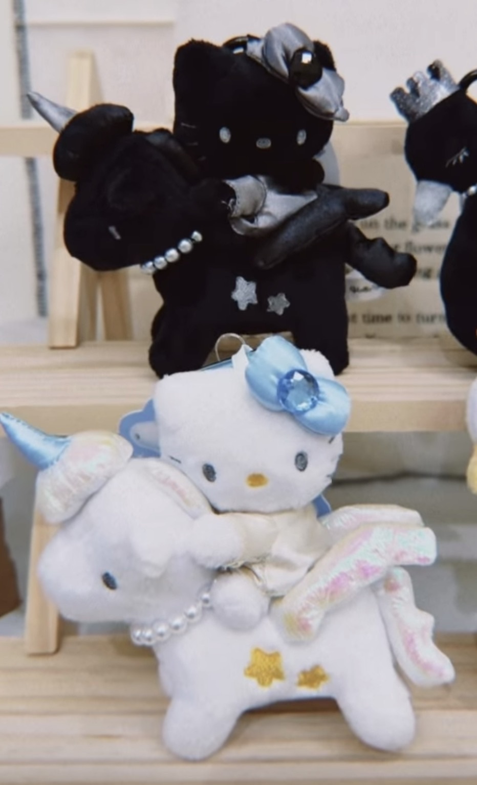 🇯🇵限定獨角獸/天鵝kitty吊飾