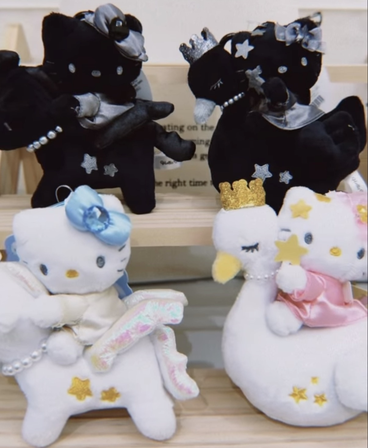🇯🇵限定獨角獸/天鵝kitty吊飾