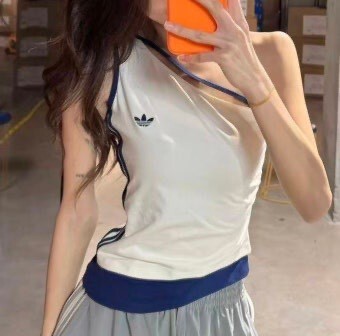 【Luxury】Adidas  ADIDAS TANK CC 女 性感斜肩 運動風 單肩設計 背心上衣 三葉草LOGO KY5696 KY5697 三條線 修身背心 小可愛 兩色