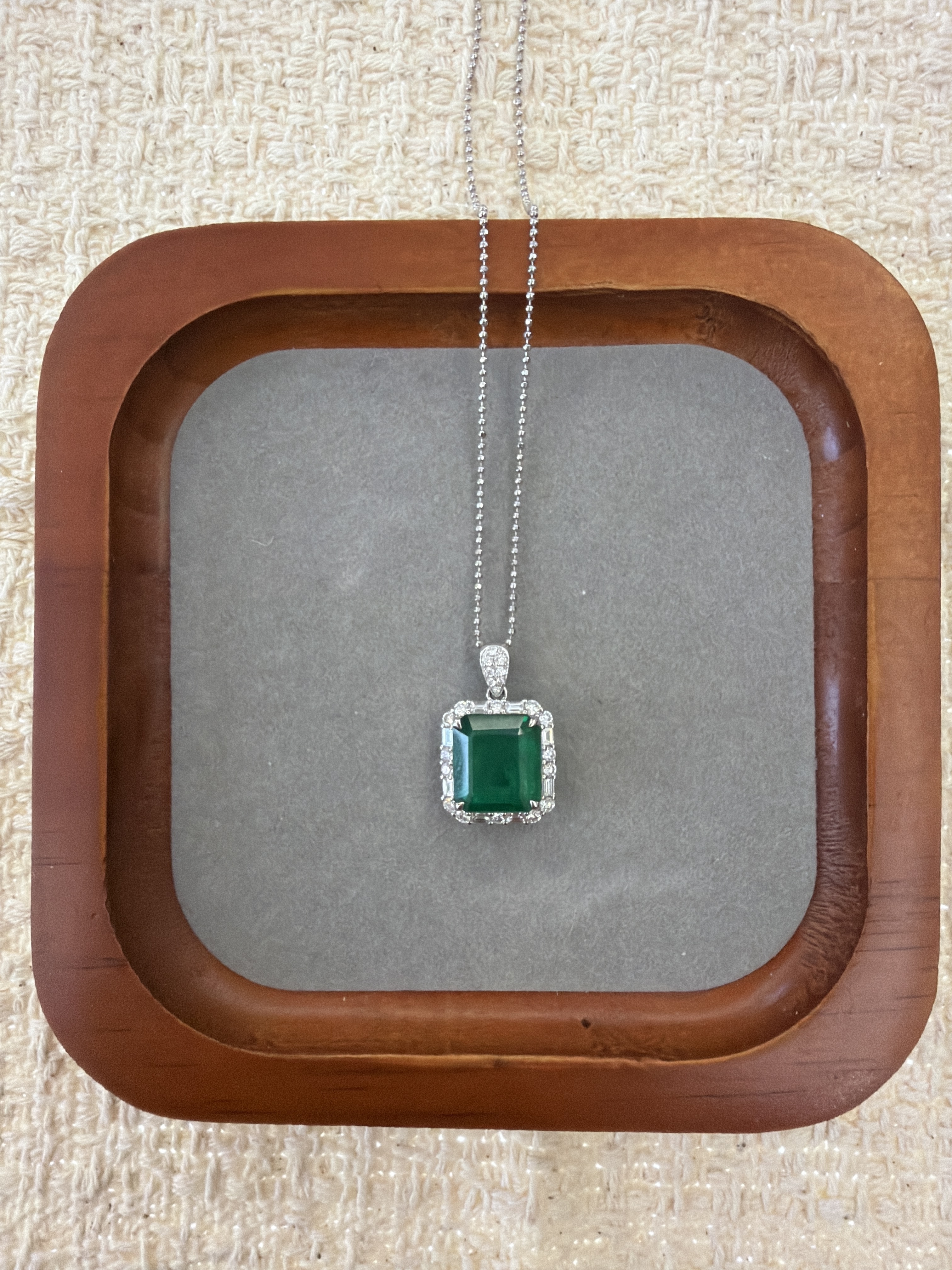 TM17 18K金祖母綠項鏈 (132) (6095) (5.09ct)  **連證書