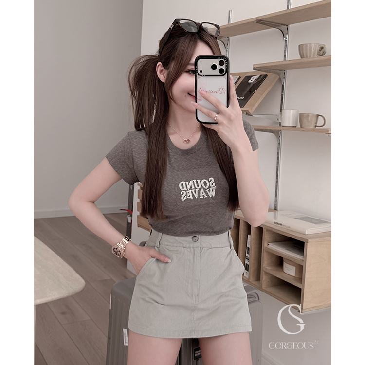 M52 現貨「雲朵⾯膜 ` ⽴體繡 TEE」