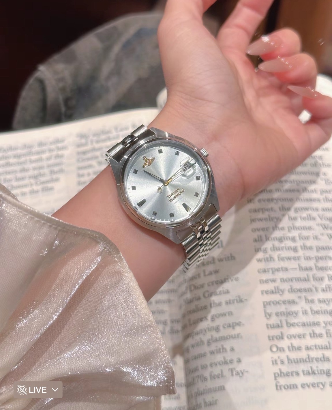 <西太后子民愛戴🪐>Vivienne Westwood  Little Camberwell 經典土星碎冰藍鋼帶腕錶  37mm/29mm