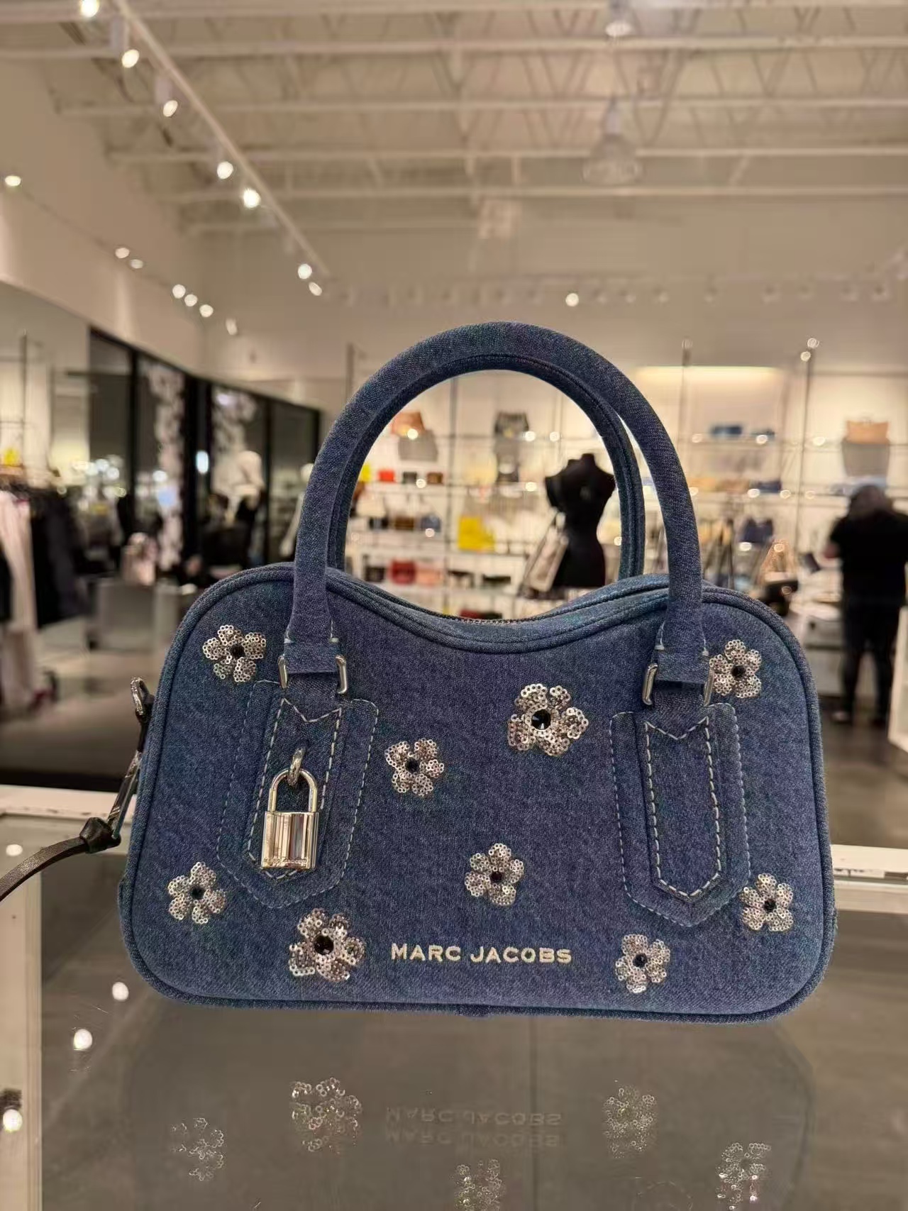 【直播】Marc Jacobs H060938 牛仔藍色花朵手提包