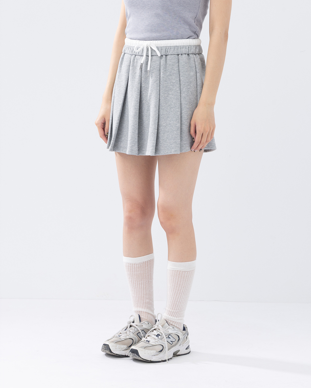 Casual color-blocked pleated culottes with a high waistband, available in two colors, M/L.【04060337】in stock+pre-order