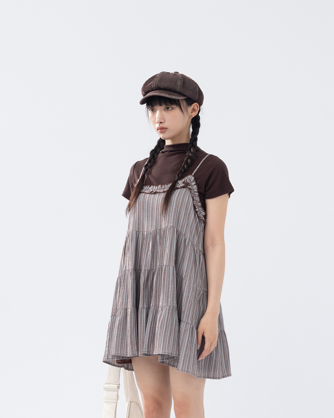 Ruffled plaid spaghetti strap tiered mini dress, available in two colors.【01087324】in stock+pre-order
