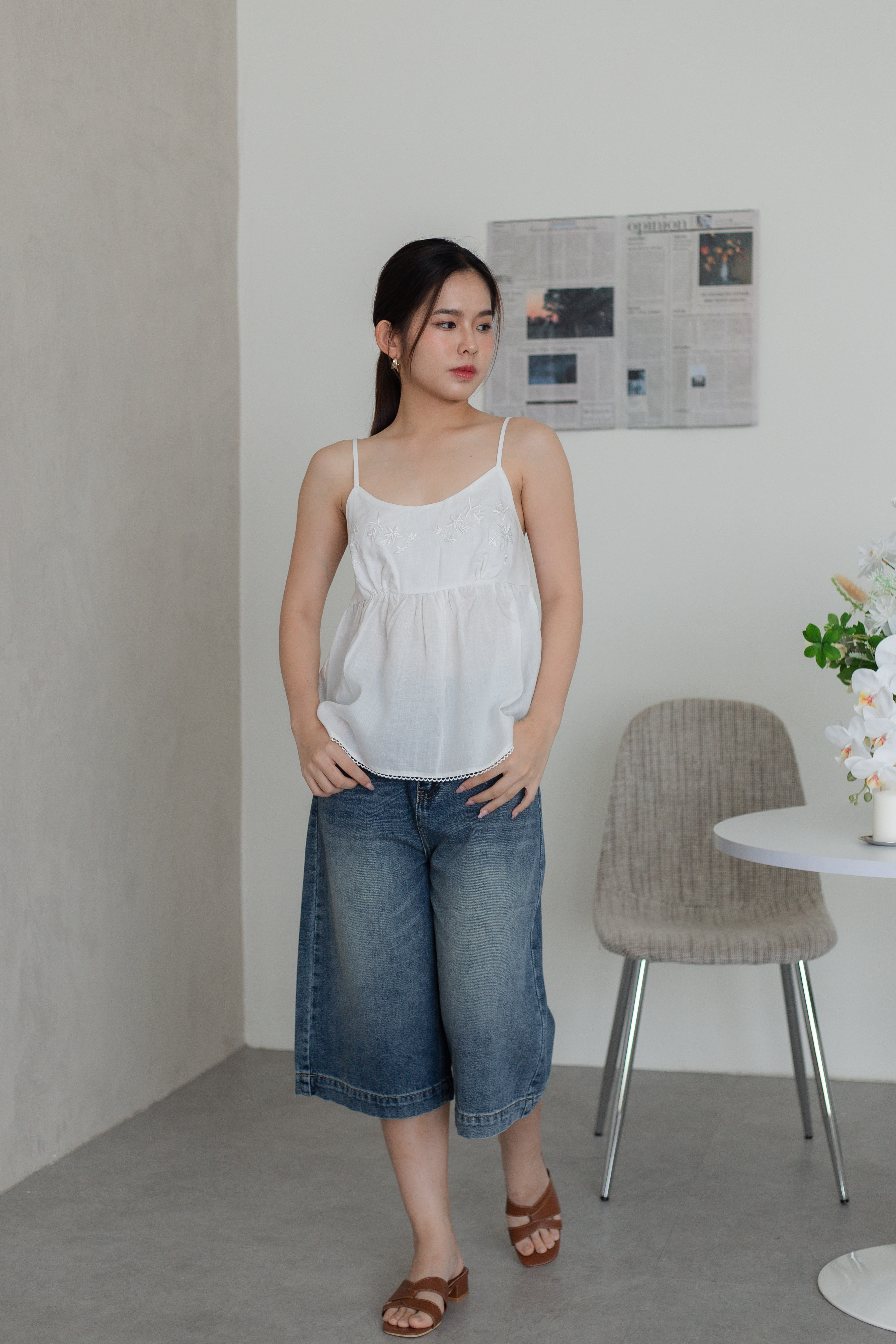 Garce Embroidery Camisole White -2788BVWHI