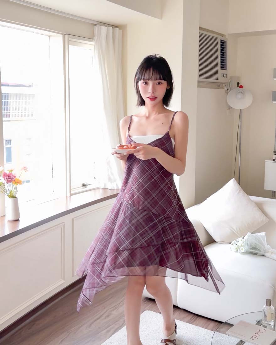 LINA LINA心動格律拼色格紋不規則裙襬洋裝-酒紅