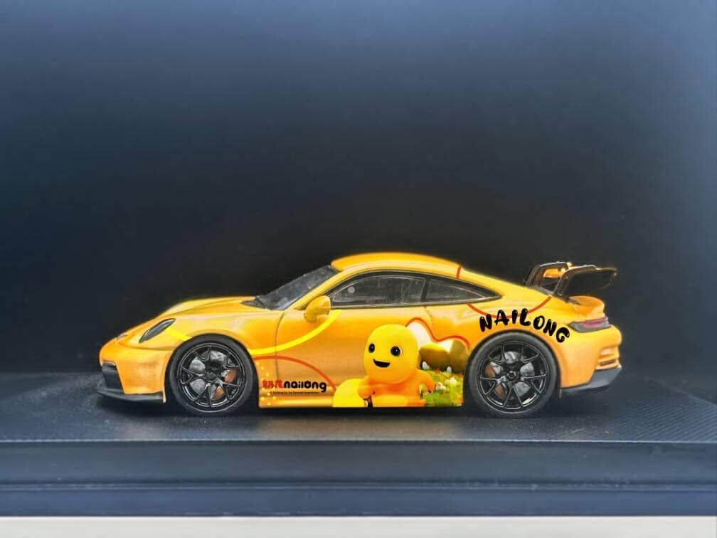 預訂:1/64  E Model Porsche 992 GT3 Nailong (EMP992N )