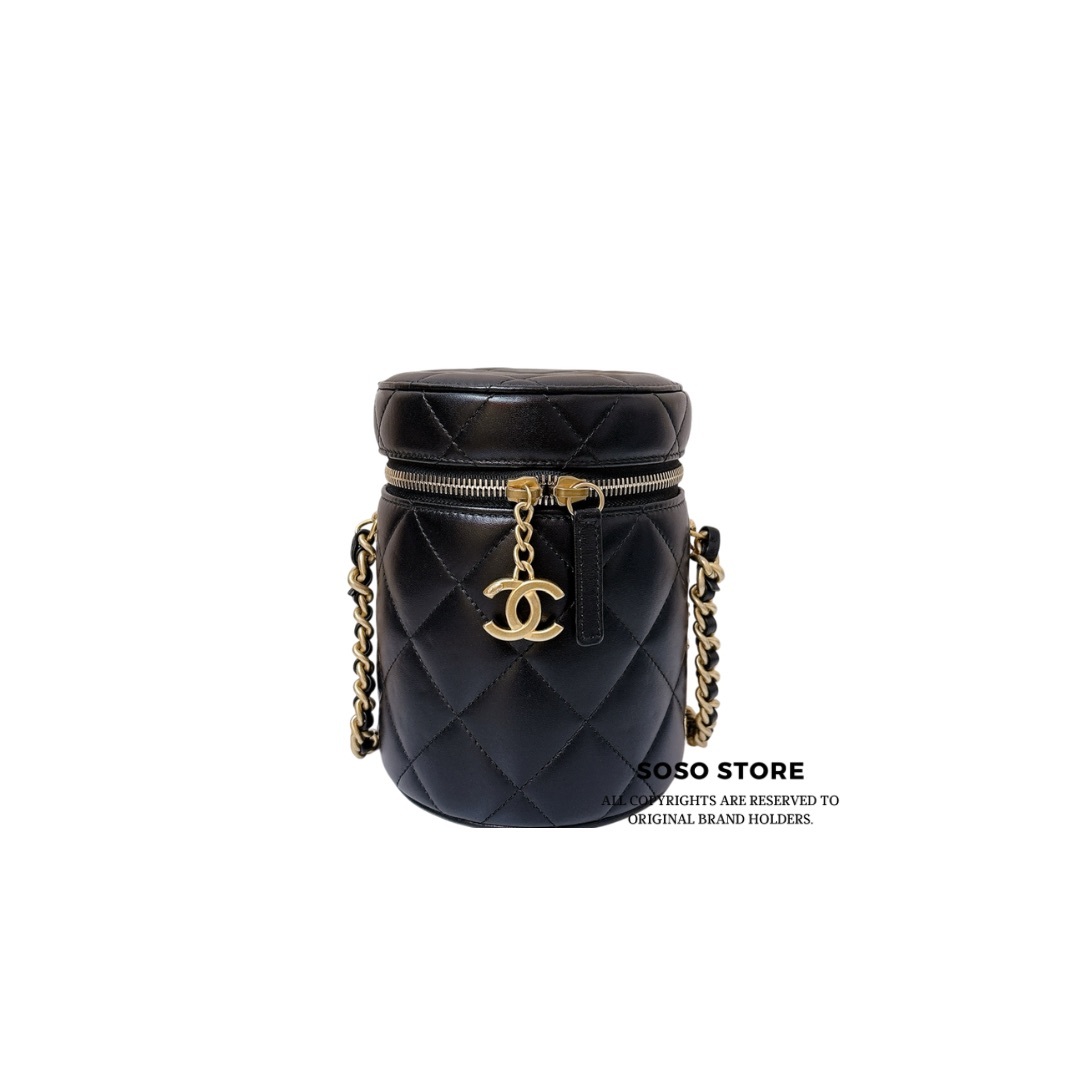 Chanel Vanity Case - Black / GHW
