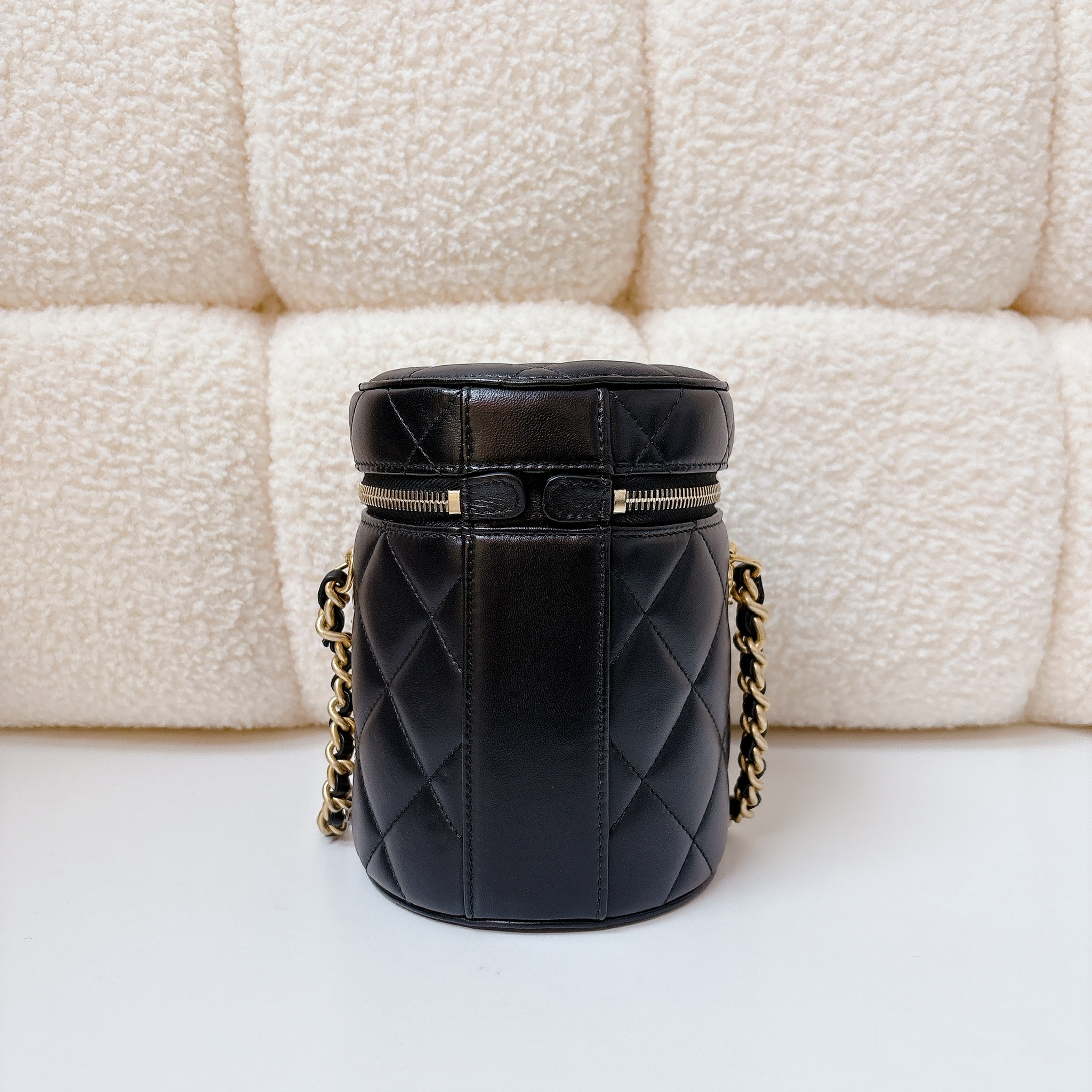 Chanel Vanity Case - Black / GHW