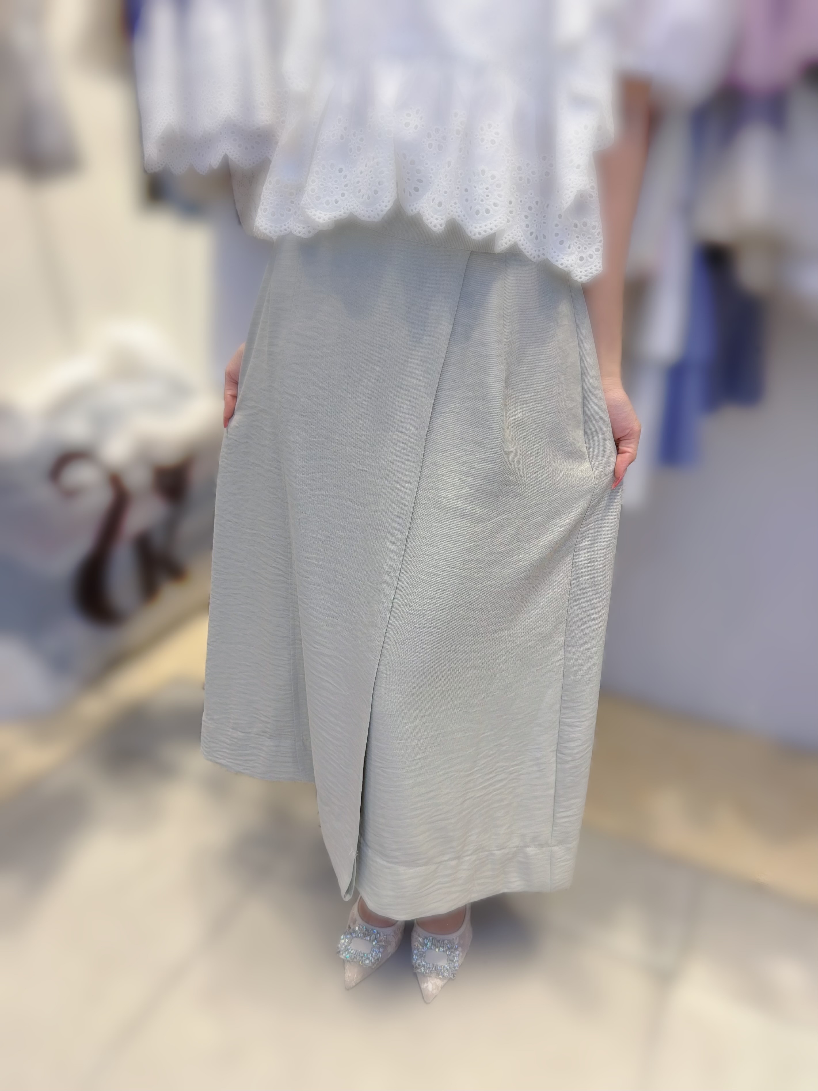 AE61 腰26-32 HIP45 長31 $499 (一口價)