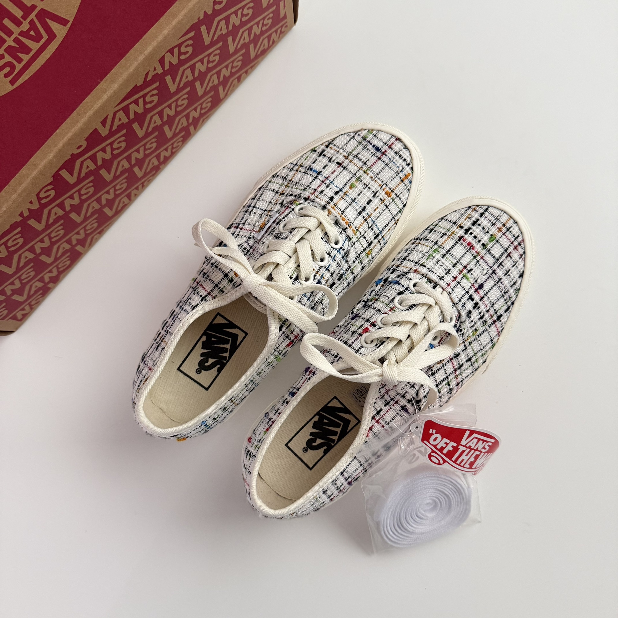 零碼出清，24CM┃Vans authentic 編織 毛呢 小香風