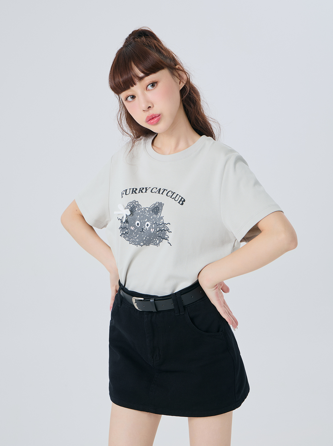 手繪小貓蝴蝶結短袖上衣