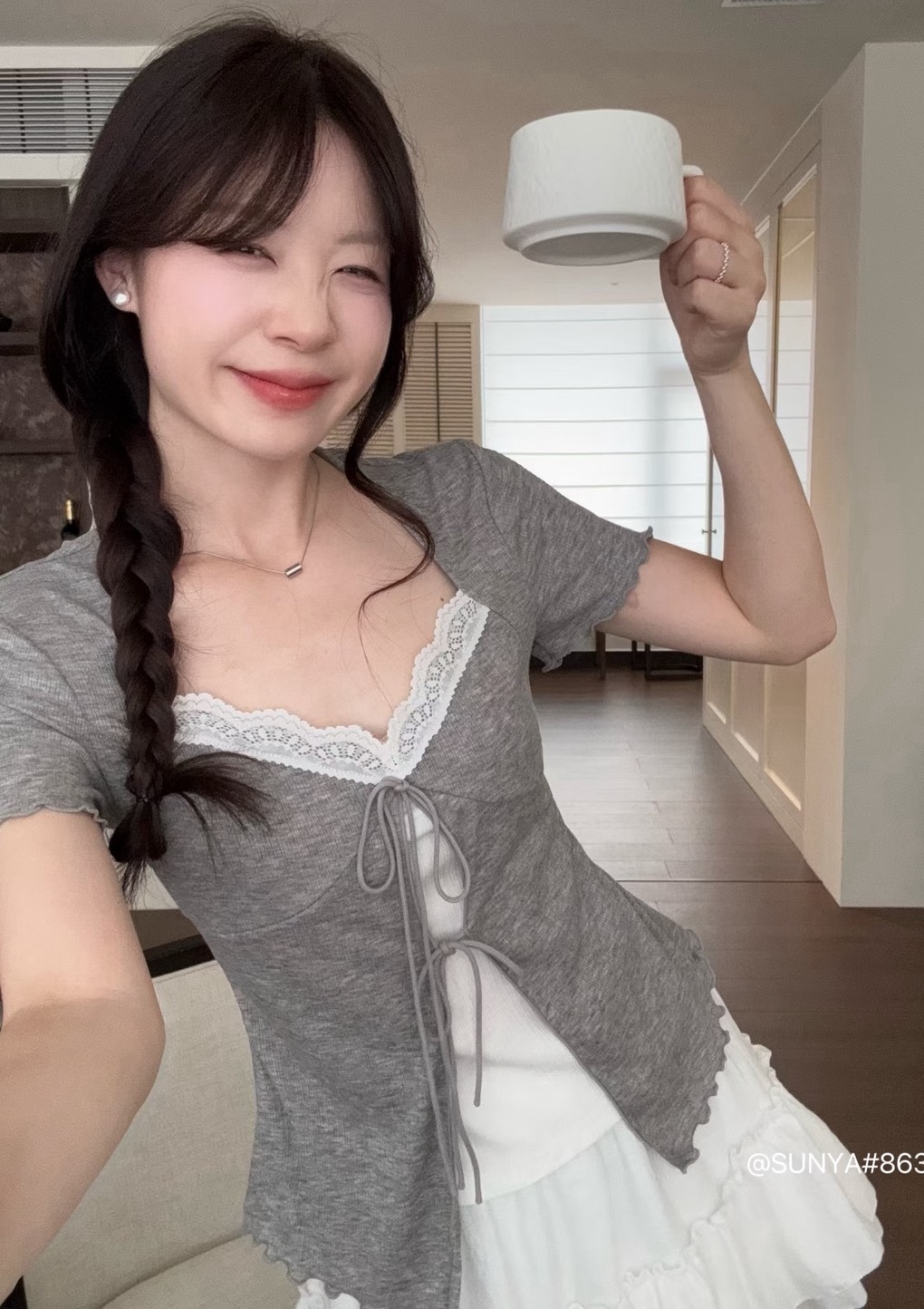 領接蕾絲綁結胸線棉質衣