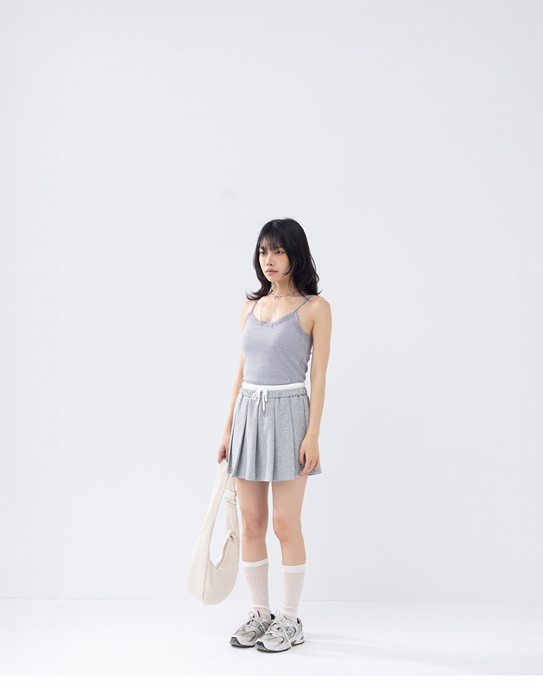 Casual color-blocked pleated culottes with a high waistband, available in two colors, M/L.【04060337】in stock+pre-order