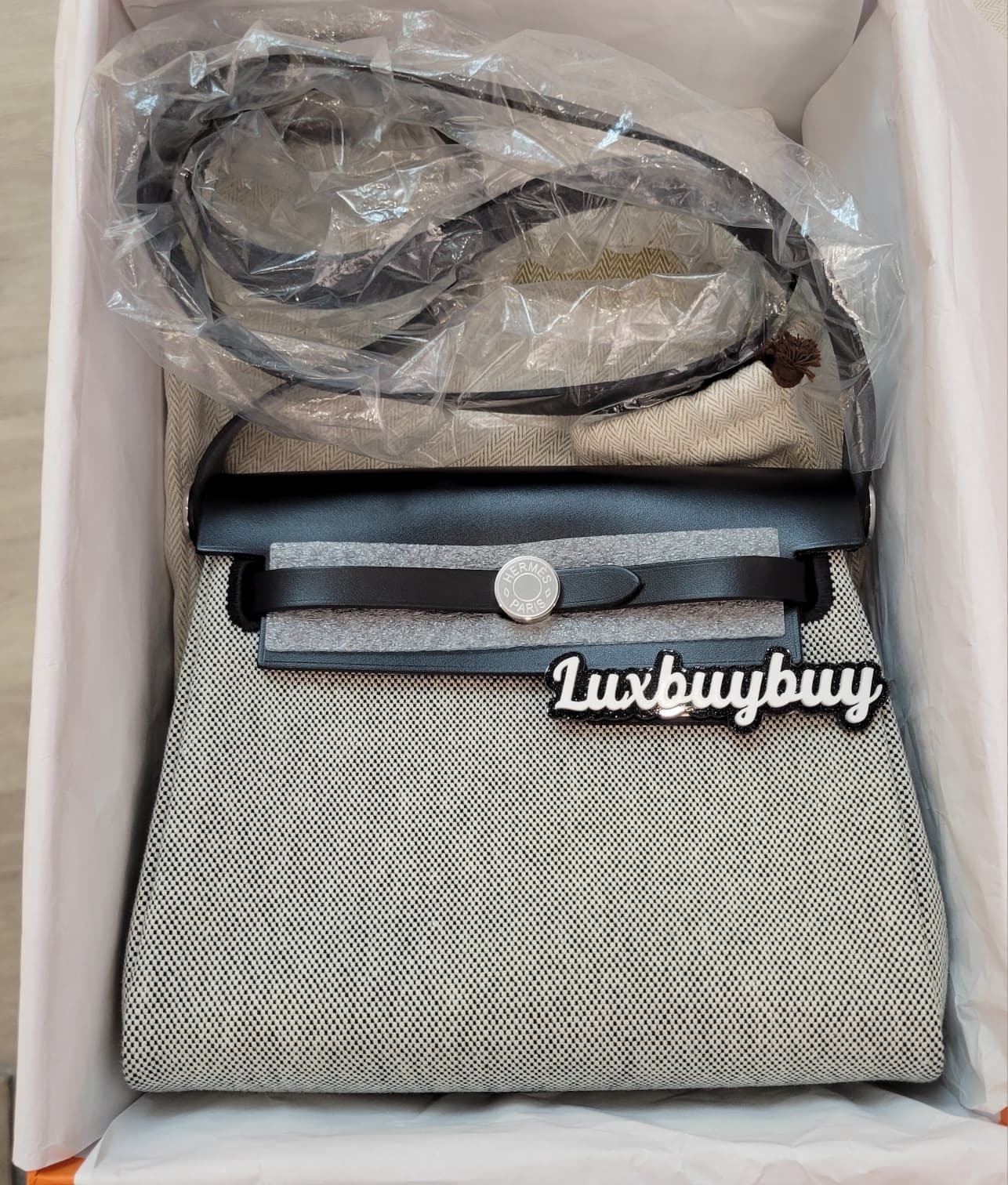 HERMES MINI HERBAG 20 ECRU/NOIR CK 黑白熊貓銀扣