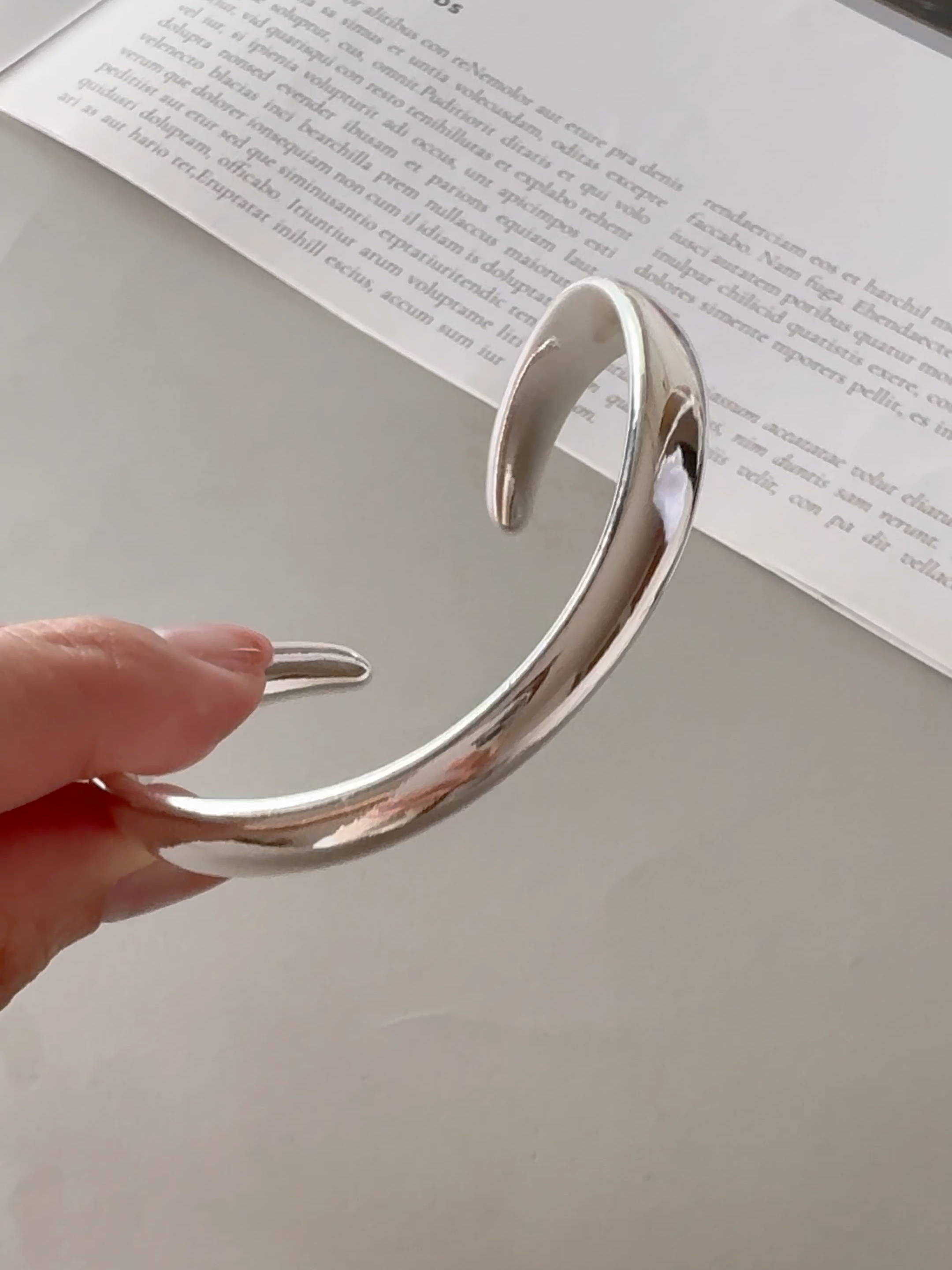 wave bangle
