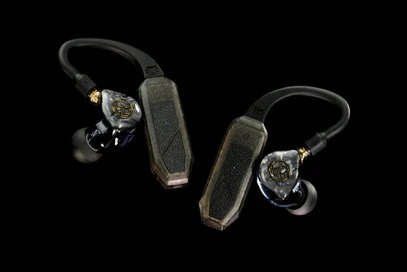 iFi Audio GO pod Air have a range of interchangeable ear loops